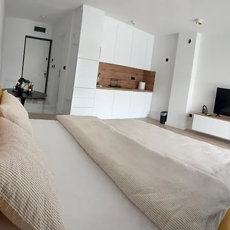 Gala Max Stan Na Dan Apartamento